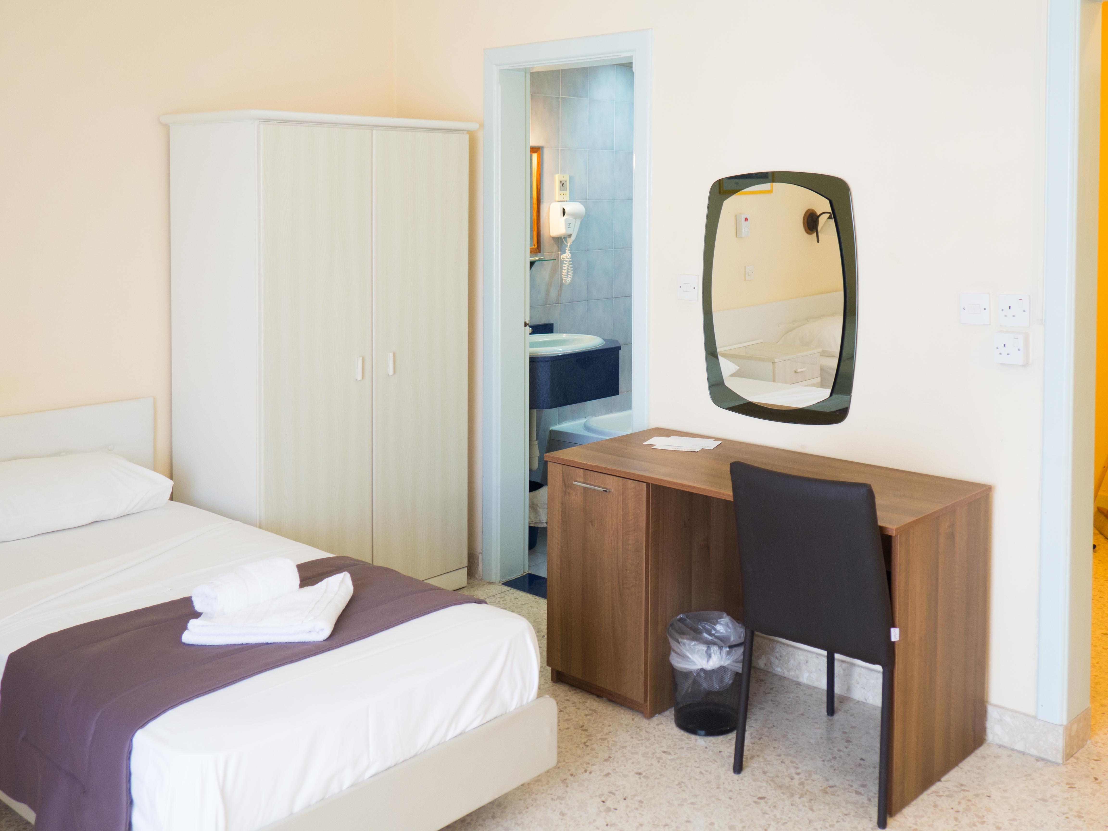 Hotel Mavina & 3*