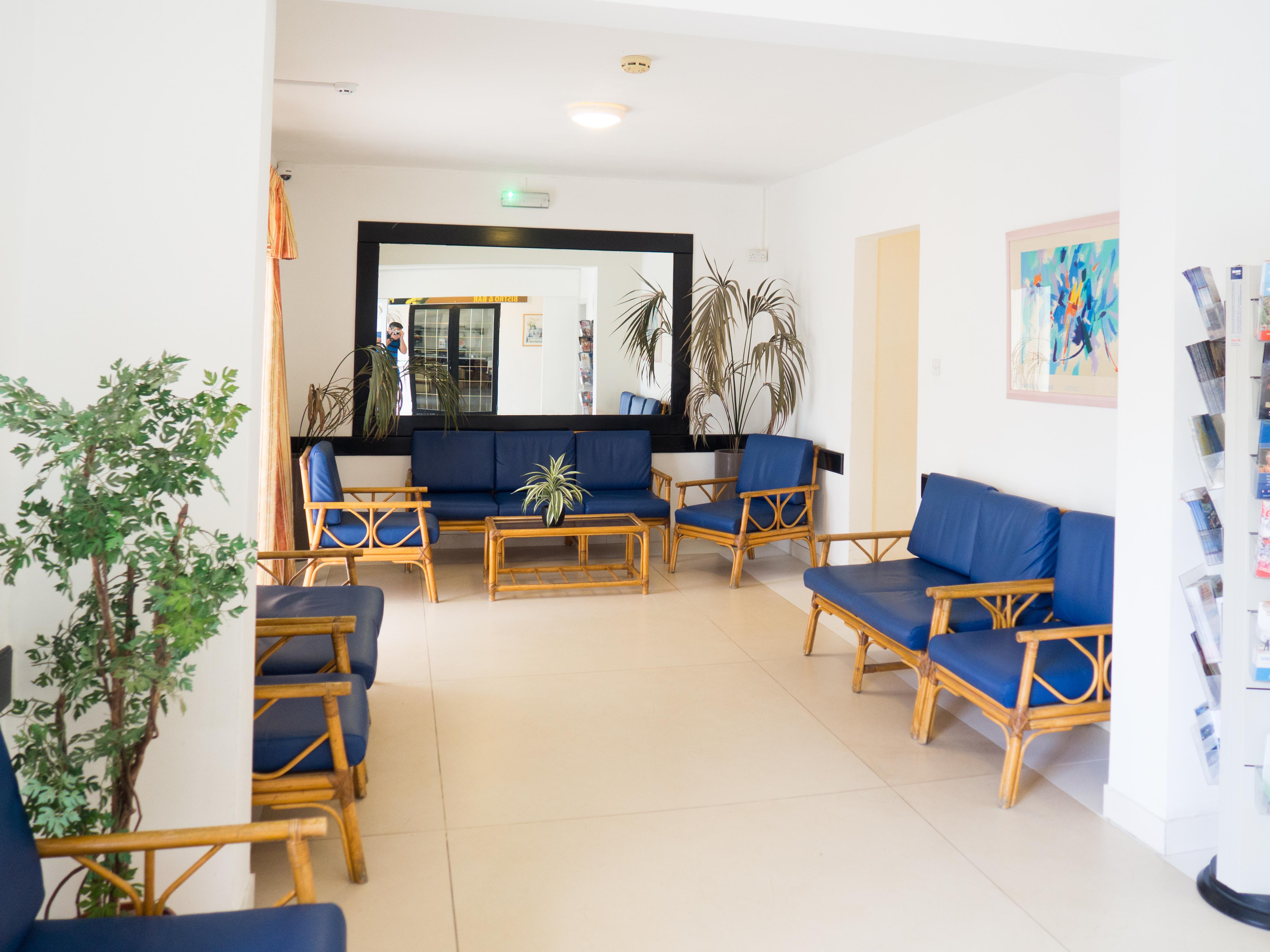 Mavina & Hotel Buġibba