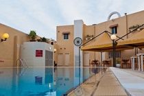 Mavina & Hotel Buġibba